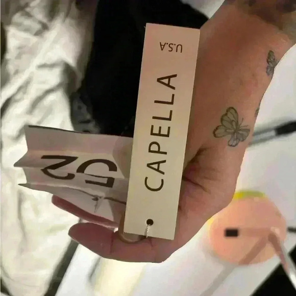 New with tags, womens size medium shirt, #E223 - Picture 3 of 4